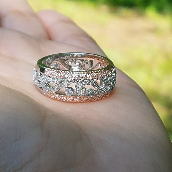 Two tone Silver & Rose Gold Filigree Wedding Band - Picture 5 of 5